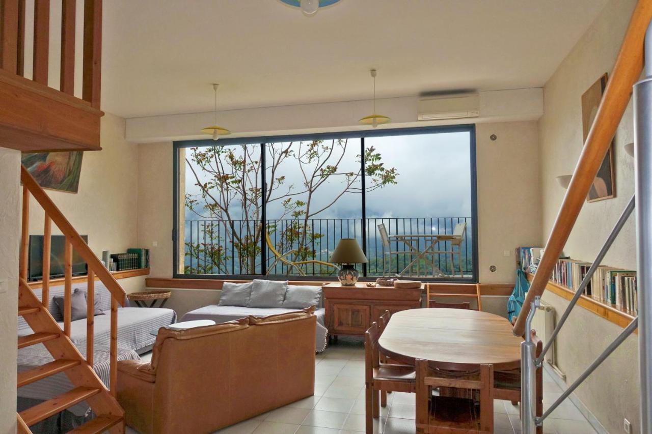 Casa Nepita Sur Vue Grandiose Apartment *